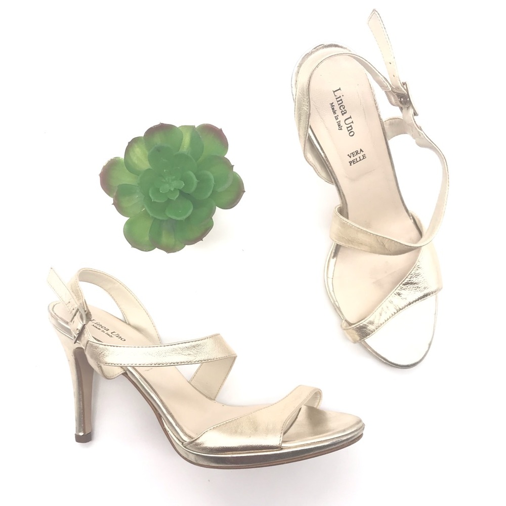 Linea Uno Vera Pelle gold sandals size 7